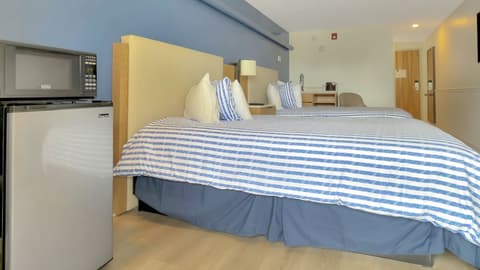 Harborline Hotel