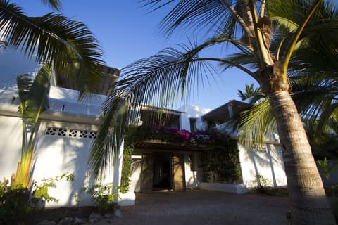 Uzuri Boutique Hotel