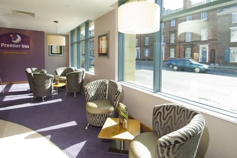 Premier Inn York City - Blossom St South