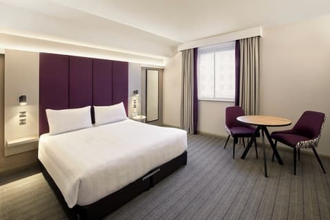 Premier Inn York City - Blossom St South, Room