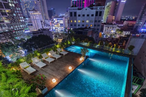 Au Lac Charner Hotel