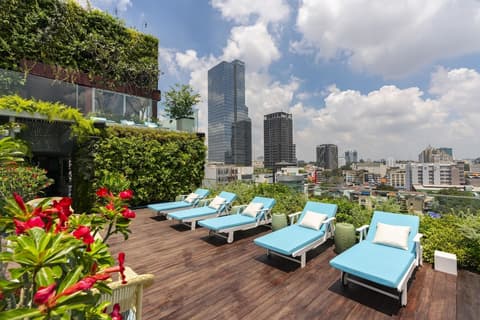 Au Lac Charner Hotel, Outdoor pool