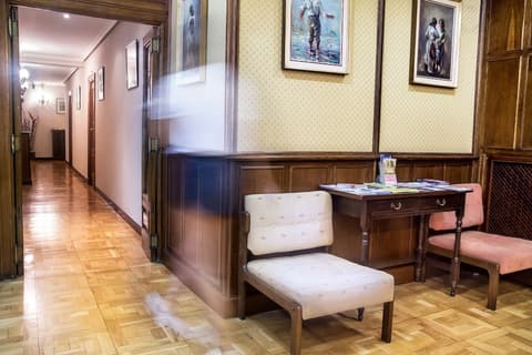 Hotel Residencia Castellano I