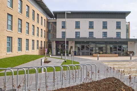 Premier Inn Edinburgh Airport - M9 Jct1