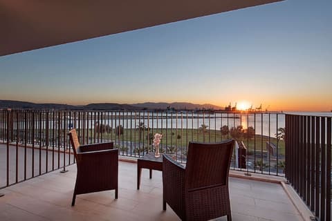 Hilton Garden Inn Izmir Bayrakli, Room