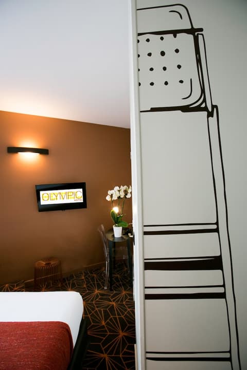 Hotel Olympic Paris Boulogne by Patrick Hayat