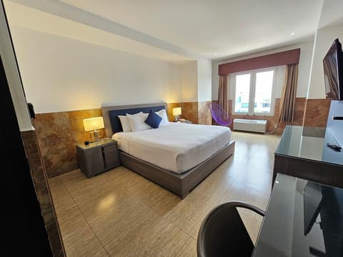 Beverly Hills: Hotel & Business