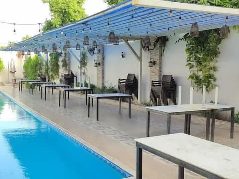 Tahir Guest Palace, Outdoor pool