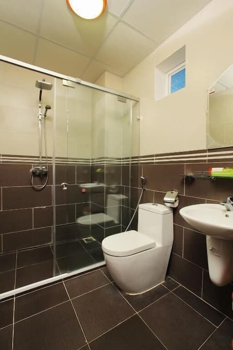 Gold Stars Hotel (Long Hai-Vung Tau)