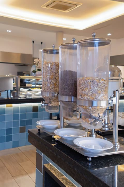 Sol Dunas Family Fun, Breakfast area