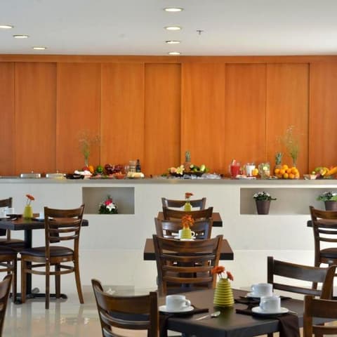 Hotel Lois Express Monterrey Aeropuerto La Fe