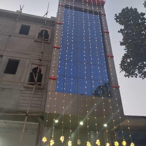 Manbhar Heavens Hotel