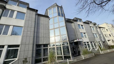 Astoria City Resort by Mayburgh