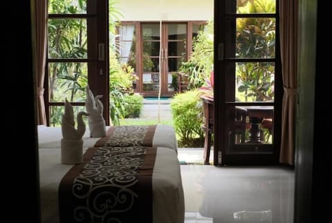 Gatra Ubud Inn