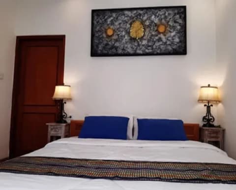 Tiis Garden Puri Villa
