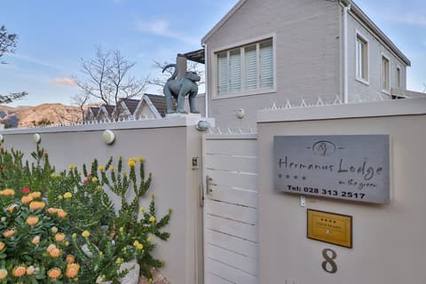 Hermanus Lodge on the Green