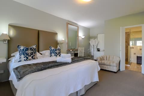 Hermanus Lodge on the Green, Room