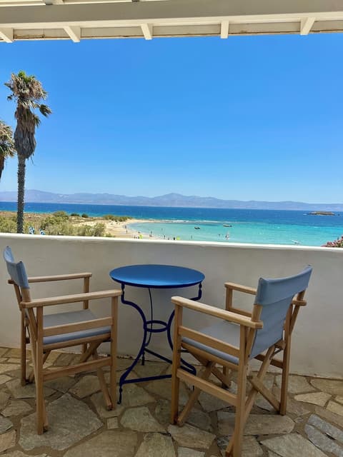 Paros Philoxenia, Room