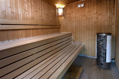 Ani Central Inn, Sauna
