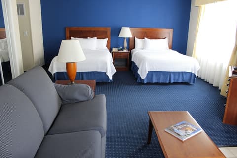 Doral Suites