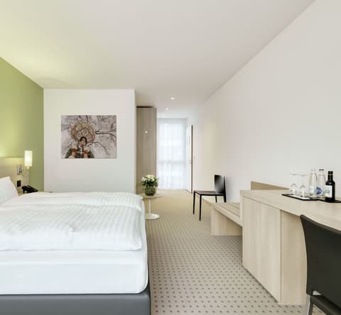 Hotel Eastside, Room