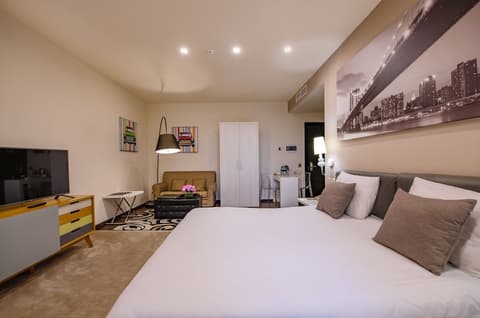 Opera Suite Hotel, Room