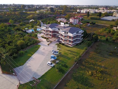 IonionStar Hotel