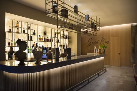 Miramare Beach Hotel, Lobby