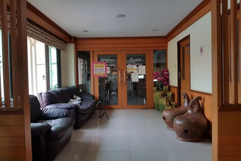 PoonSook Resident Hotel