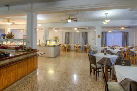 Hostal Lago Playa II