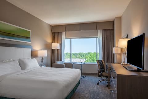 Holiday Inn Cleveland Clinic by IHG