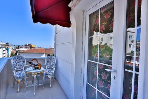 Santefe Hotel, Terrace/patio