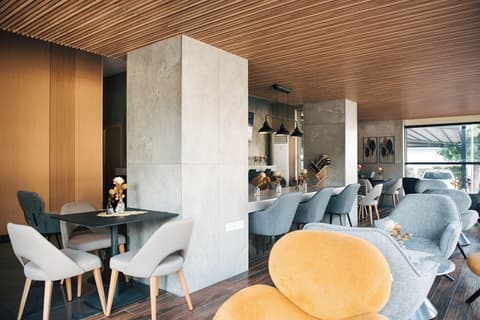 Rise Urban Art Hotel