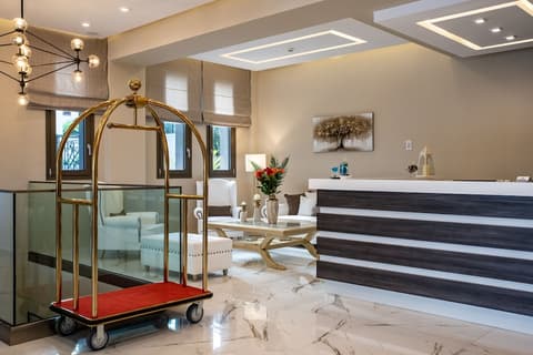 Lagaria Hotel, Reception