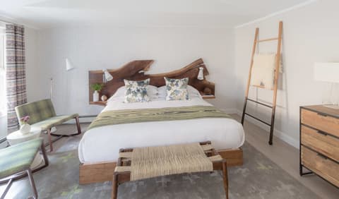 Field Guide Lodge, Room