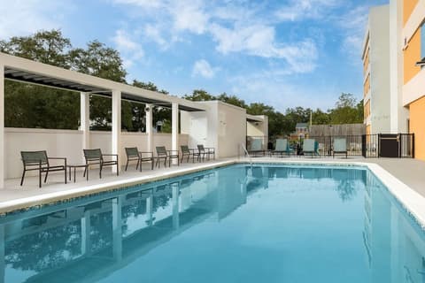 Home2 Suites by Hilton Tallahassee State Capitol, Pool