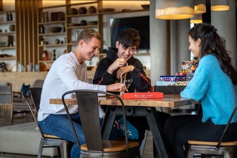 Urban Lodge Hotel, Lobby