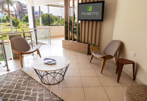 Palmetto Hotel Business La Perla, Interior