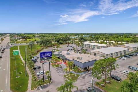 Stayable Kissimmee East