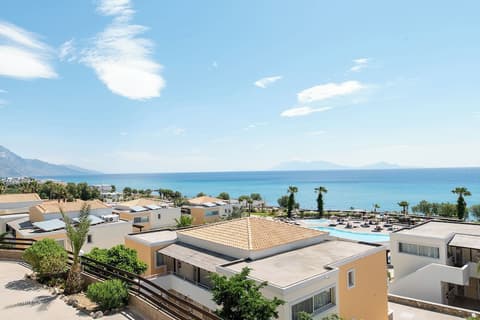 Grand Blue Beach Hotel