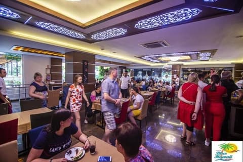 Kleopatra Blue Hawaii Hotel, Birthday party area