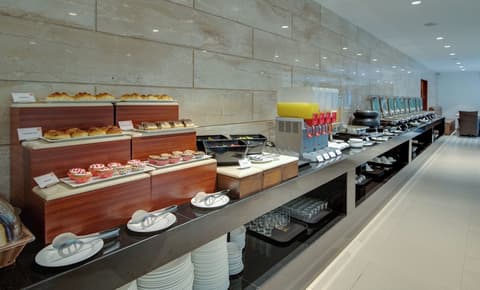 Seashell Suites and Villas, Breakfast area