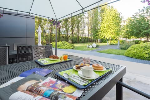 Camplus Turro - Casa per Ferie, Outdoor dining