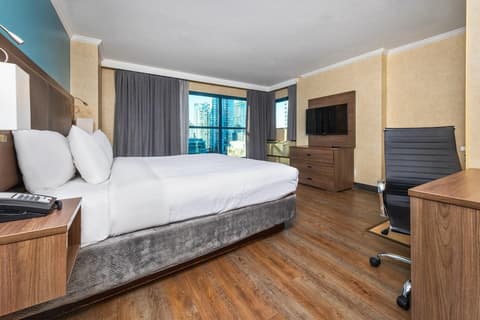 Grand Park Hotel & Suites Downtown Vancouver, an Ascend Collection Hotel