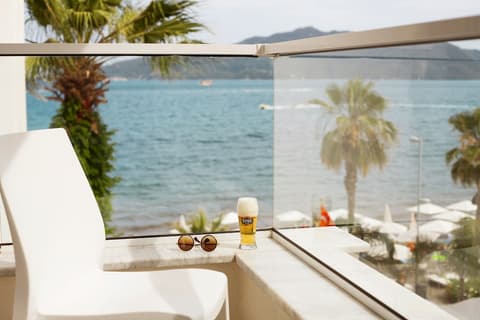 The Beachfront Hotel Adult Only 16 Plus