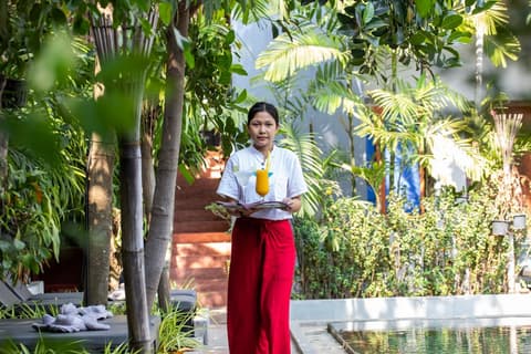 Indra Porak Residence Hotel