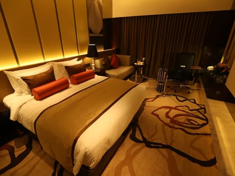 Pride Plaza Hotel Aerocity New Delhi, Room