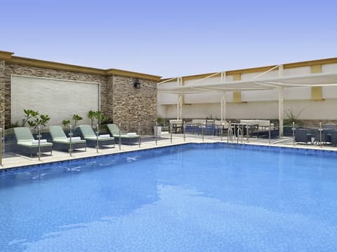 Mövenpick Hotel City Star Jeddah, Pool