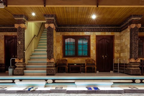 Segara Sadhu Inn Kuta by ecommerceloka