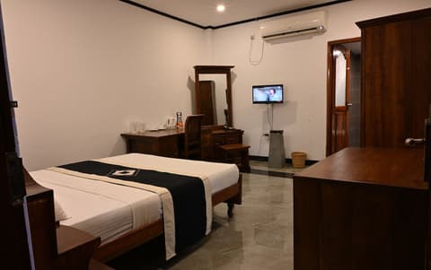 Guruge King's Island Resort